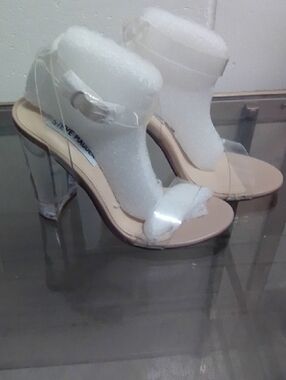 Steve Madden Clear Strap Beige Block Heel Sandal